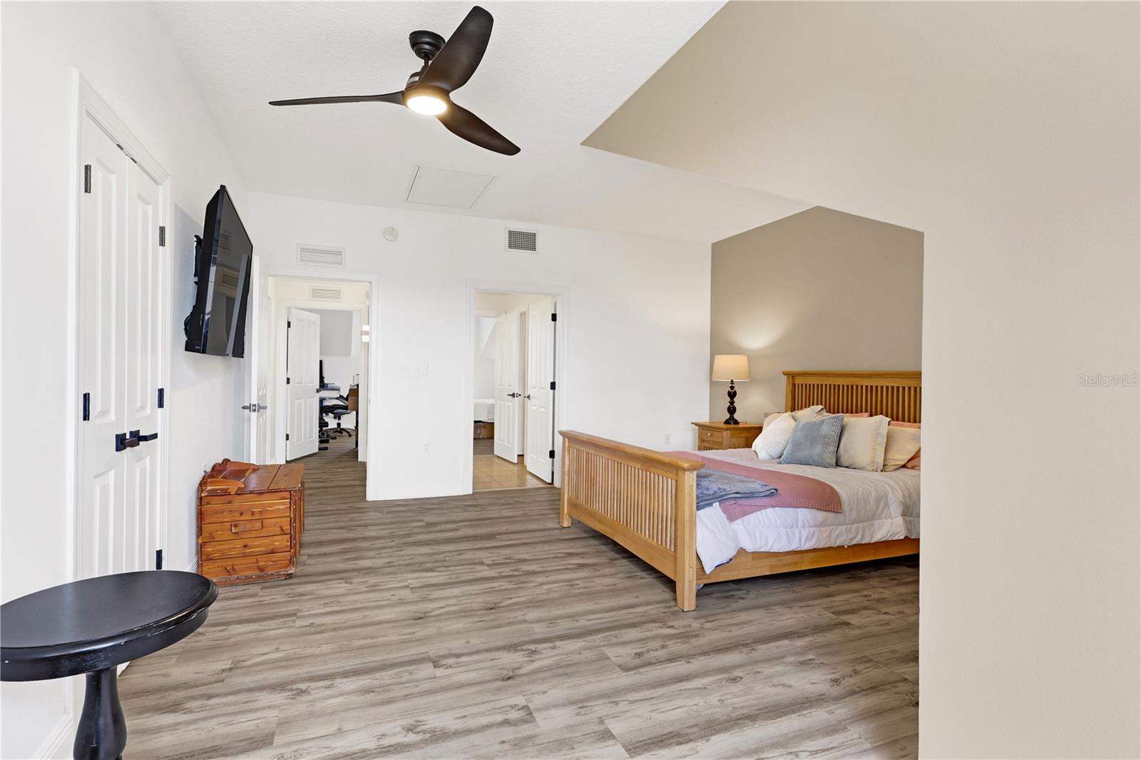 7653 Heritage Crossing Way Property Photo 27