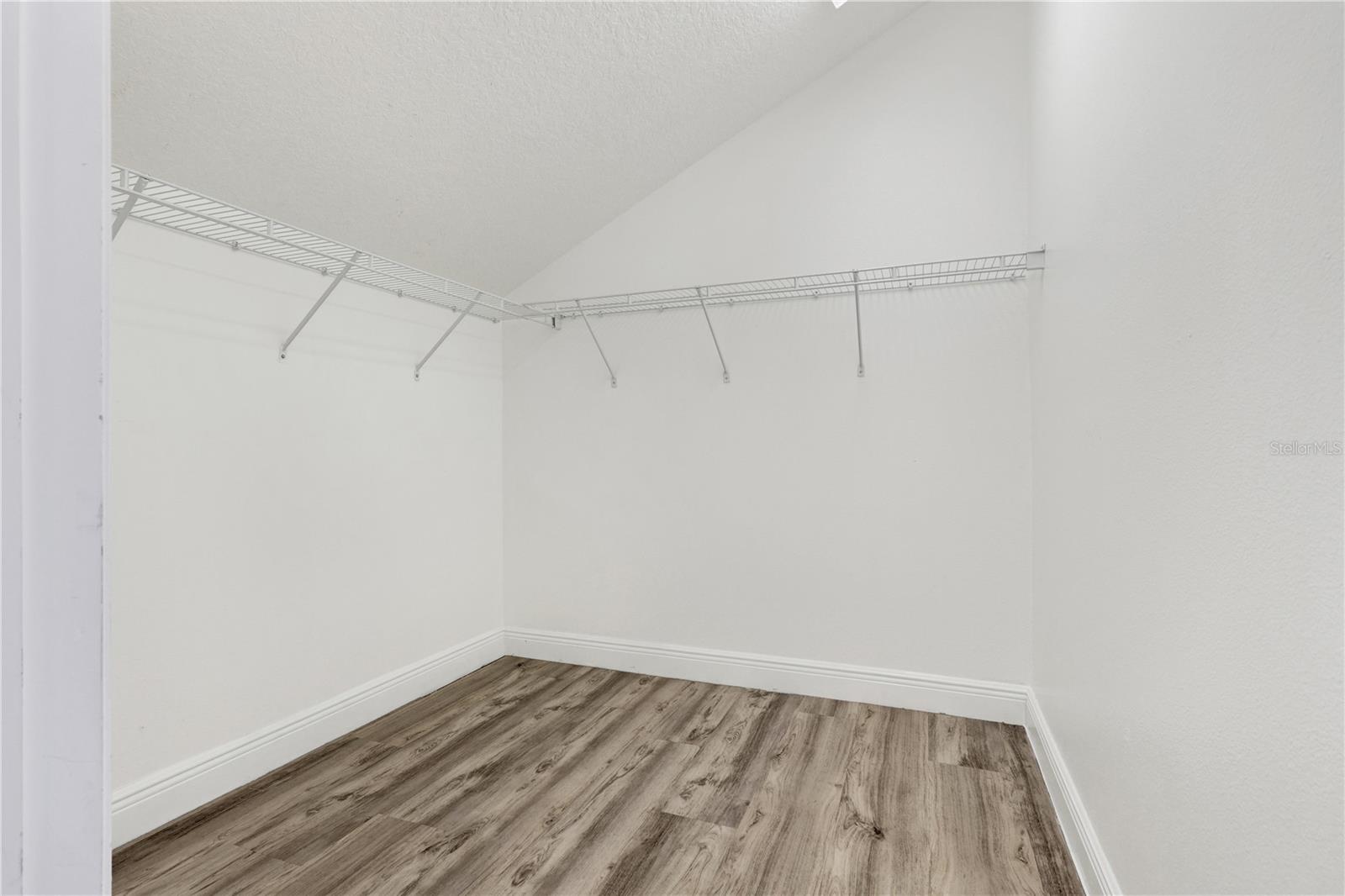 7653 Heritage Crossing Way Property Photo 28