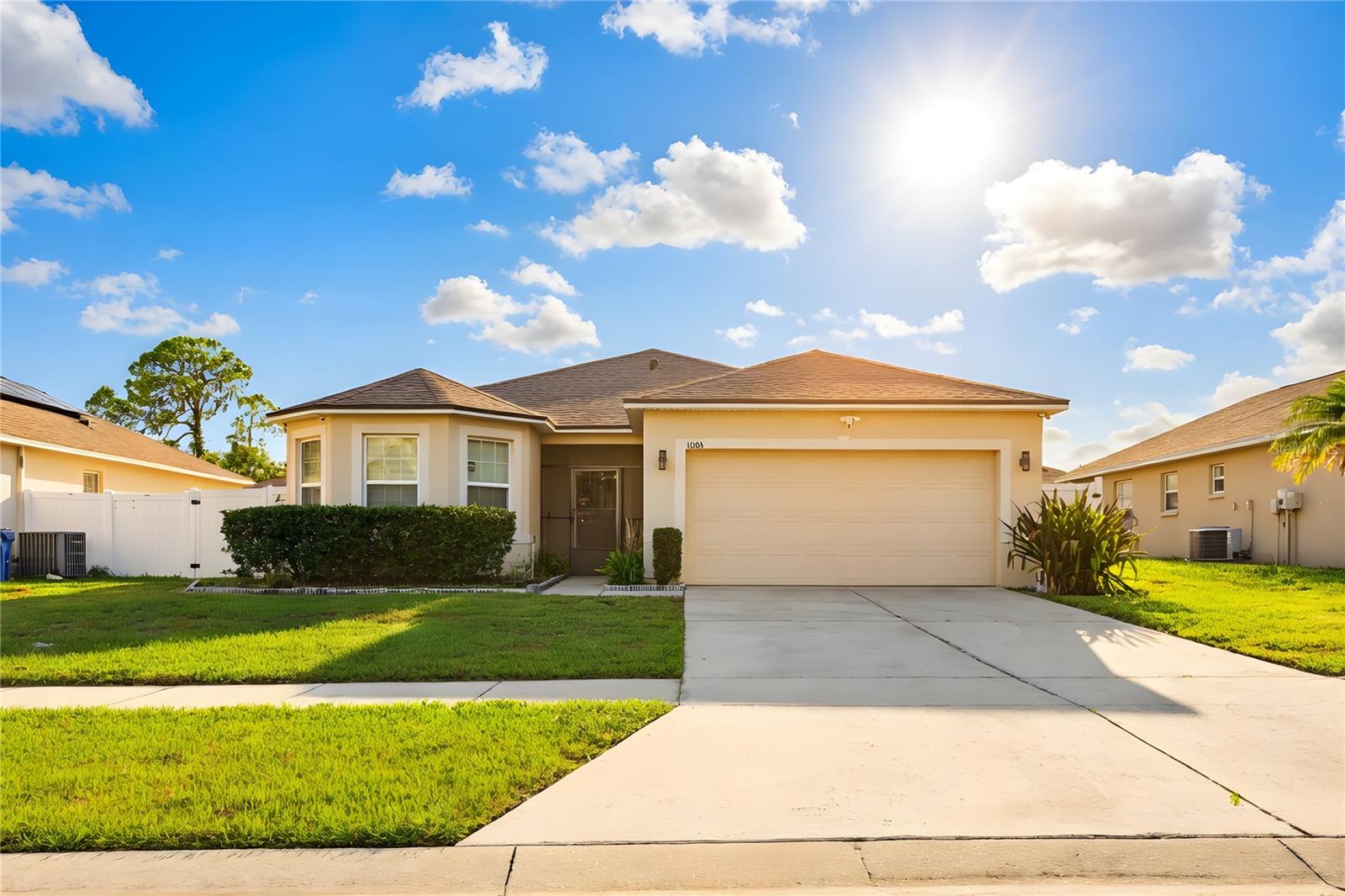 1085 Brenton Manor Dr Property Photo 1