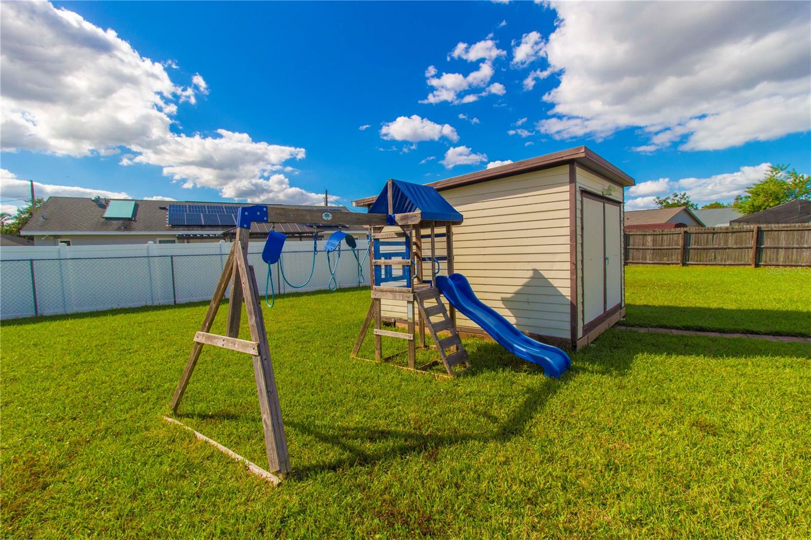 214 Dahlia Dr Property Photo 42