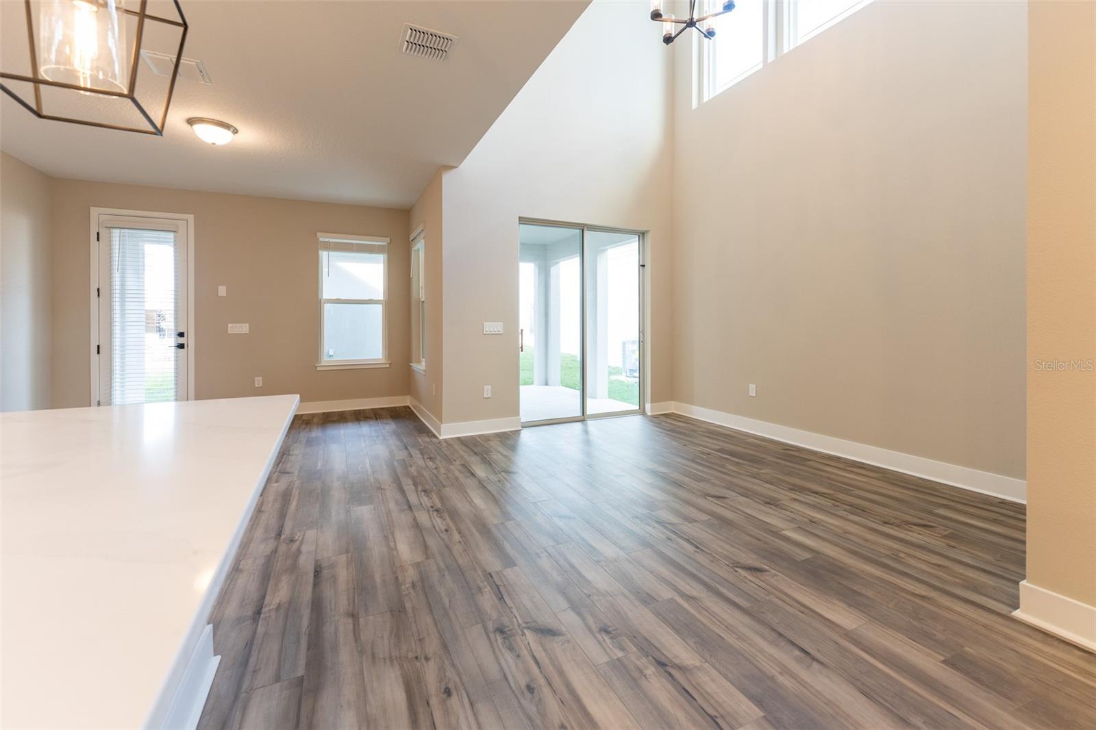 14355 Braemar St Property Photo 5