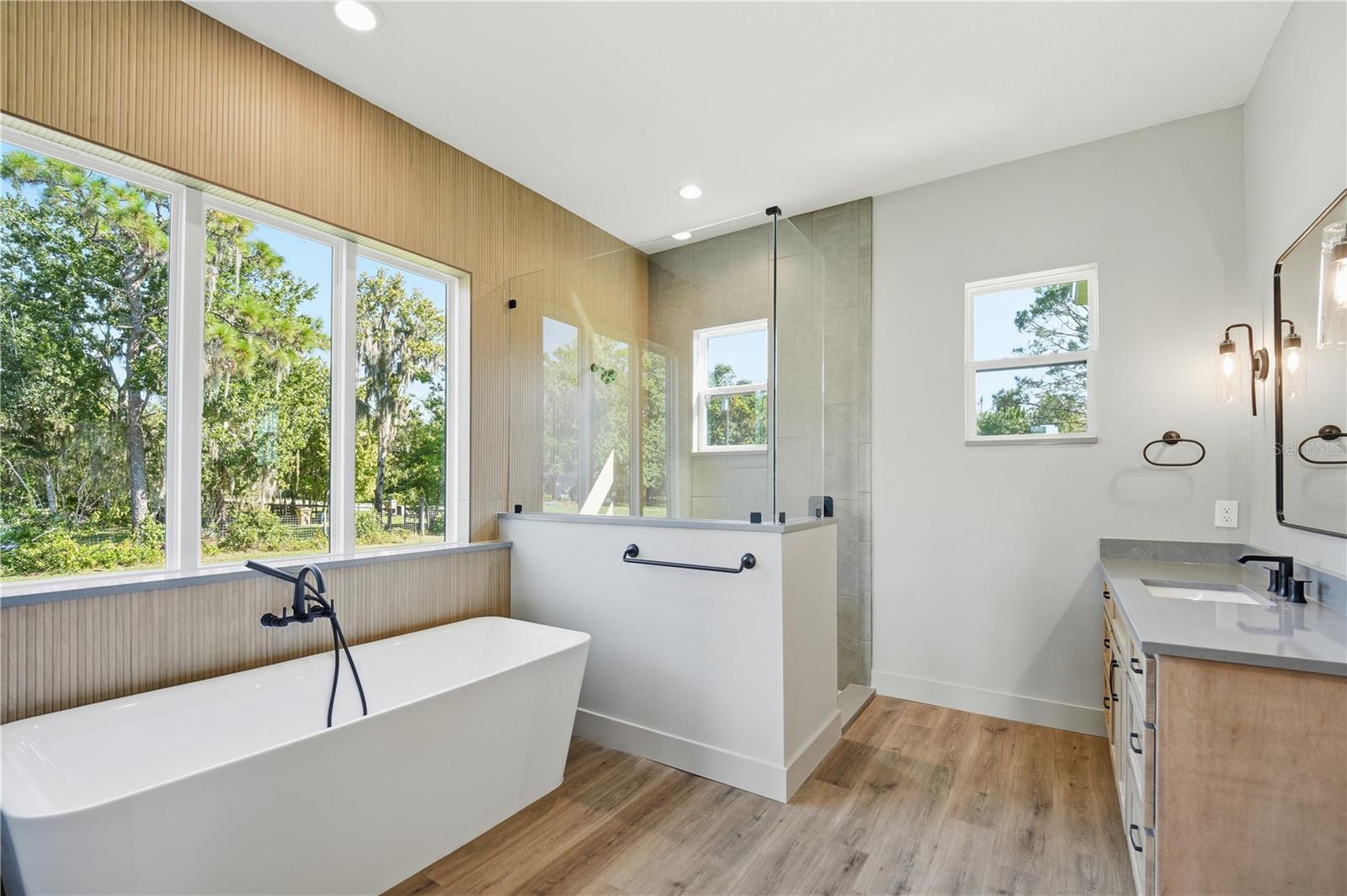2024 Mcmicheal Rd Property Photo 41