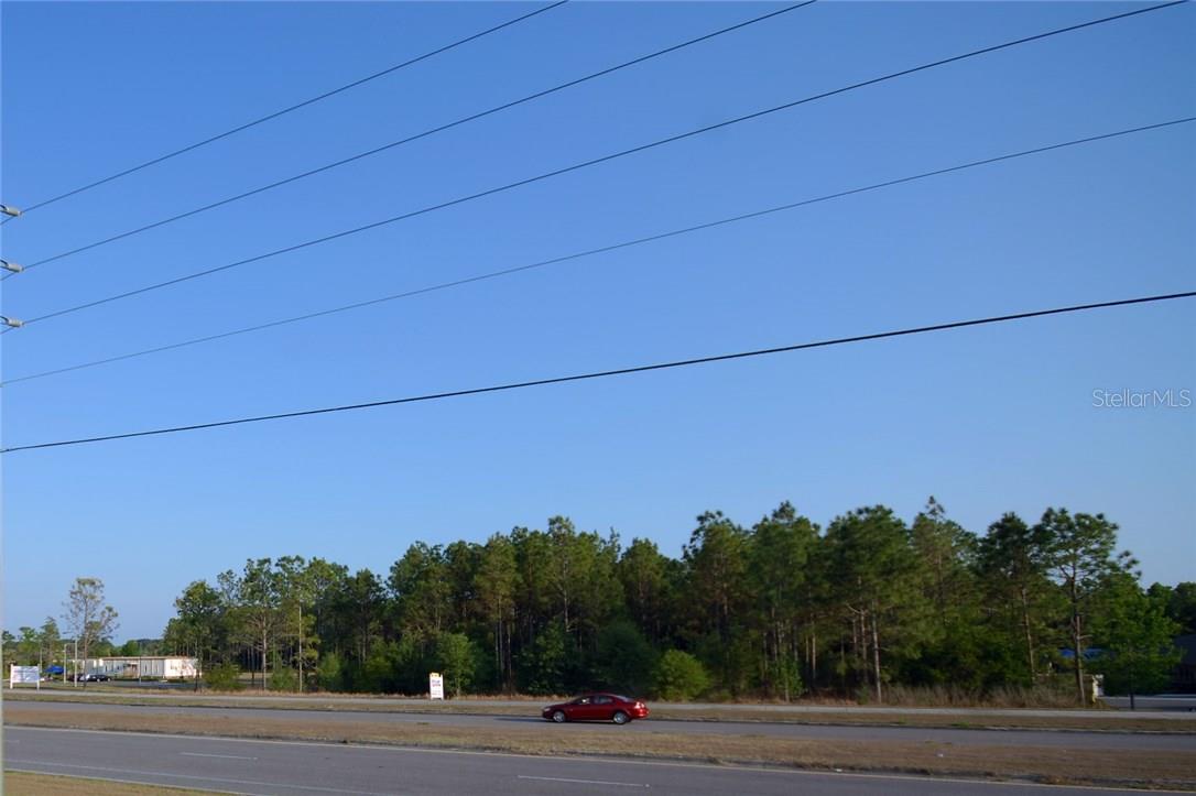 30150 Overpass Rd Property Photo 3