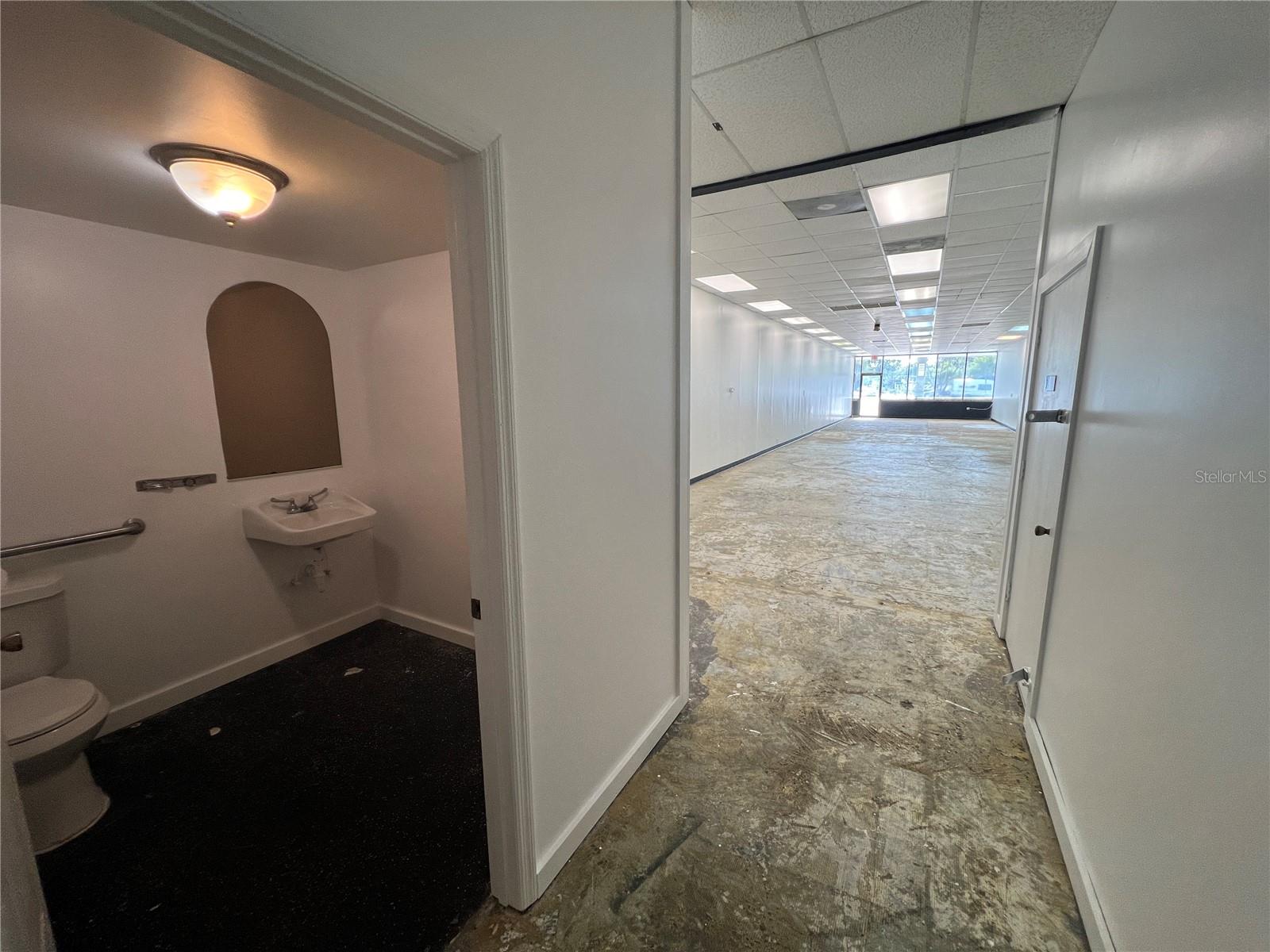 1861 N Highland Ave Property Photo 22