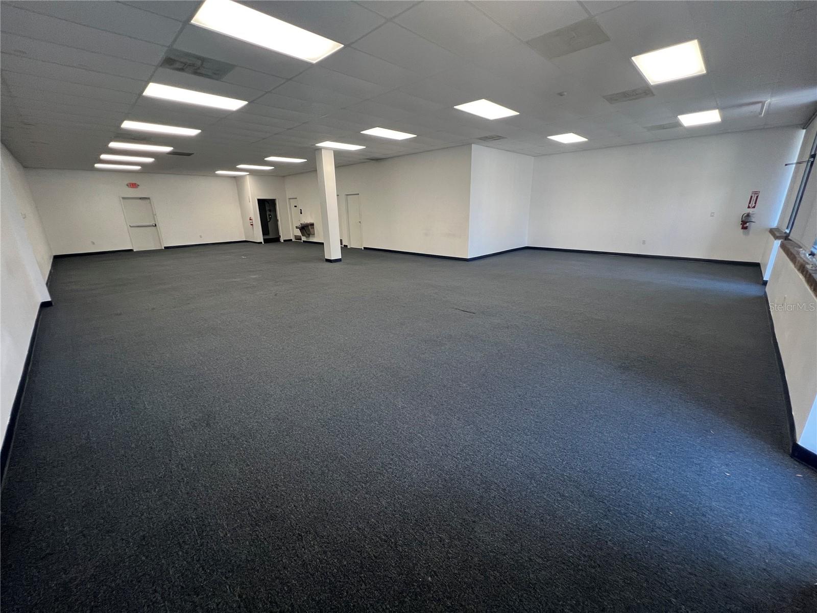 1861 N Highland Ave Property Photo 34