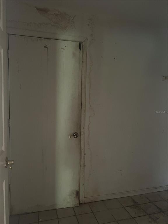 1404 Midoneck Ct Property Photo 23