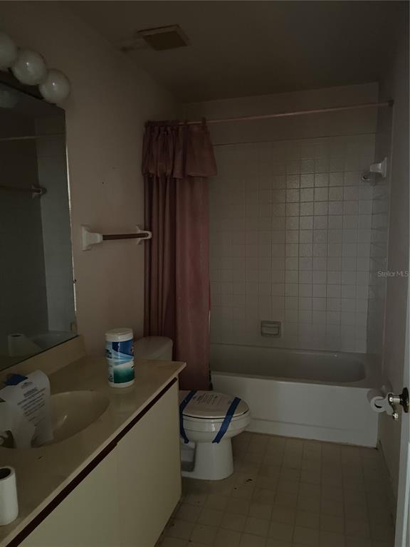 1404 Midoneck Ct Property Photo 26