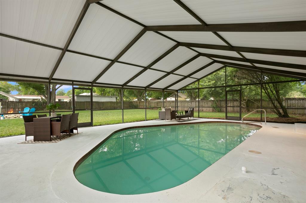 8902 W Cluster Avenue Property Photo 2