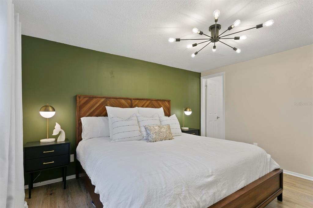 8902 W Cluster Avenue Property Photo 24