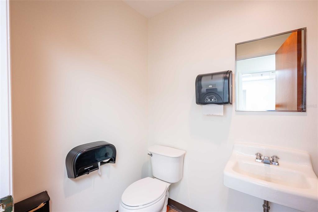 6719 Gall Boulevard Property Photo 64