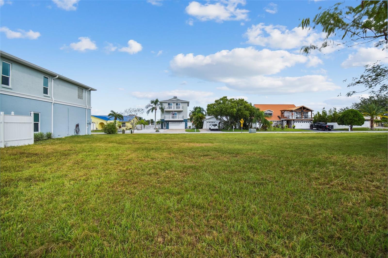 Southwind Dr Property Photo 10