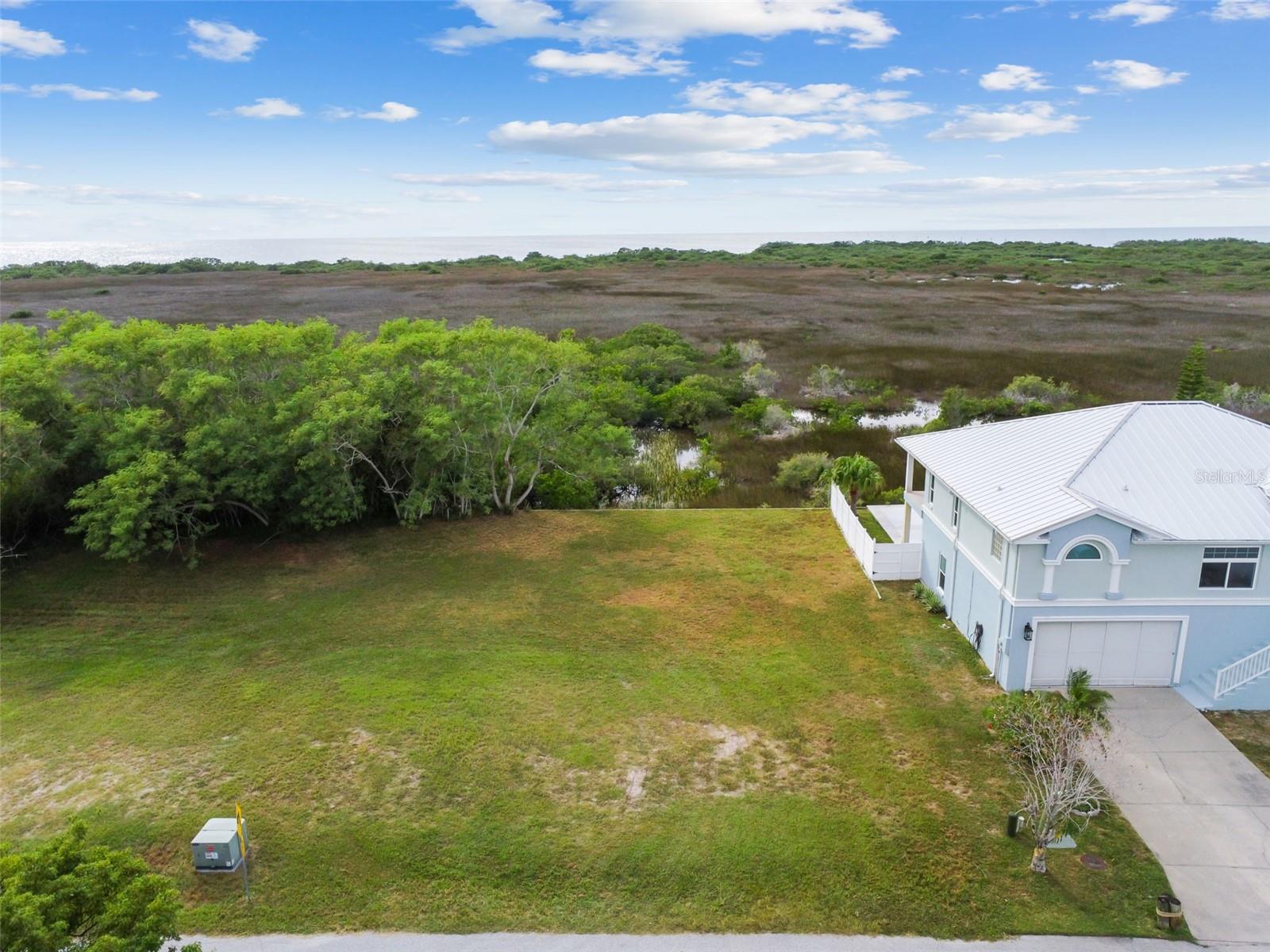 Southwind Dr Property Photo 13