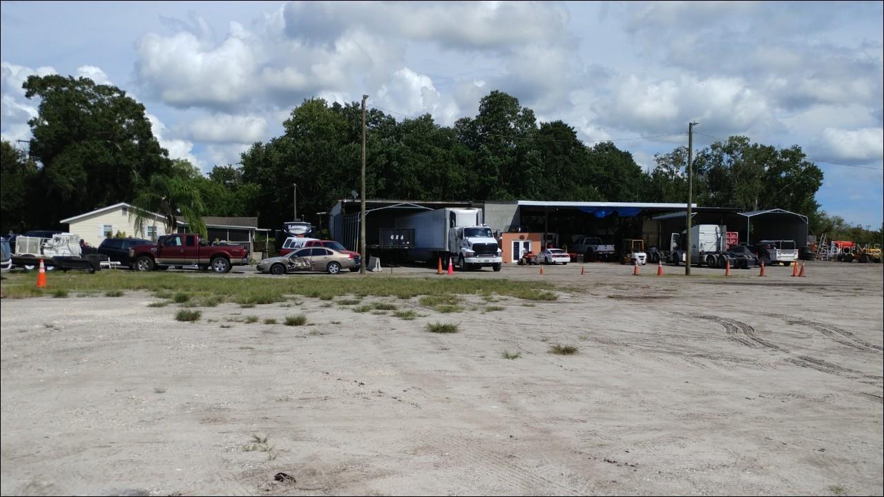 15040 S Us Highway 301 Property Photo 12