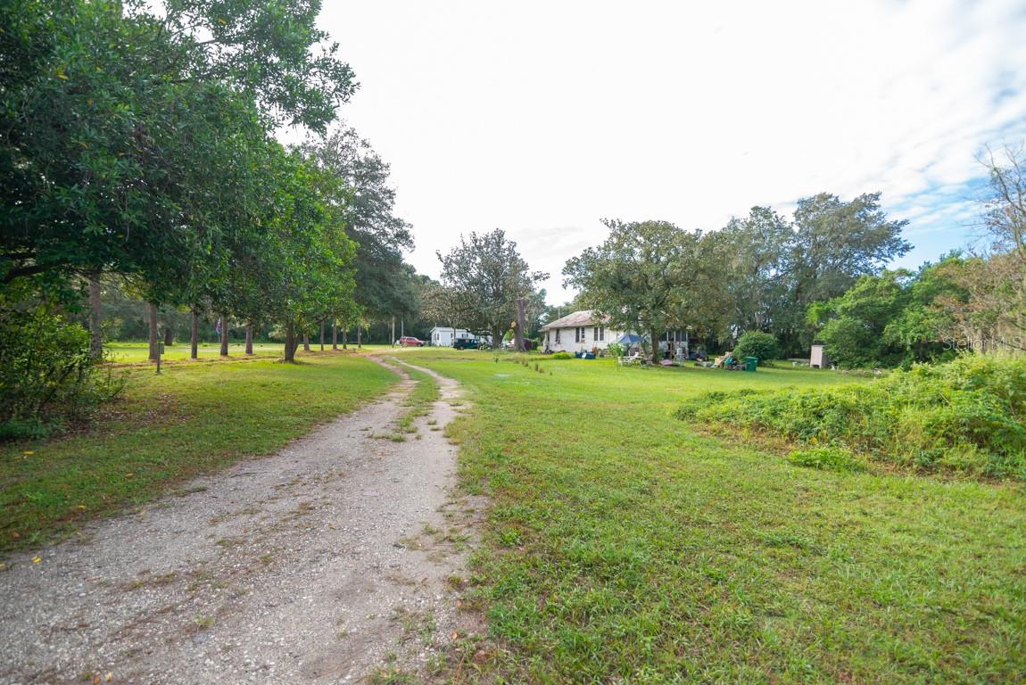 9358 Harney Rd Property Photo 4