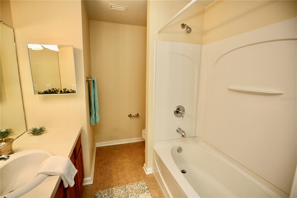 10330 Estero Bay Ln Property Photo 16