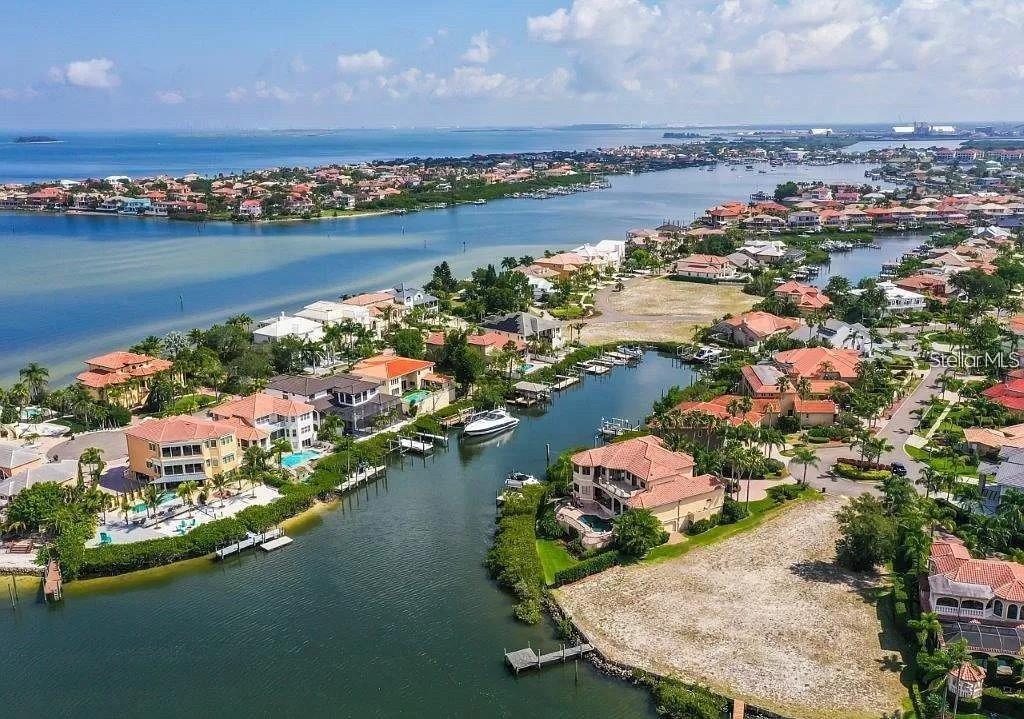 1002 Symphony Isles Blvd Property Photo 1