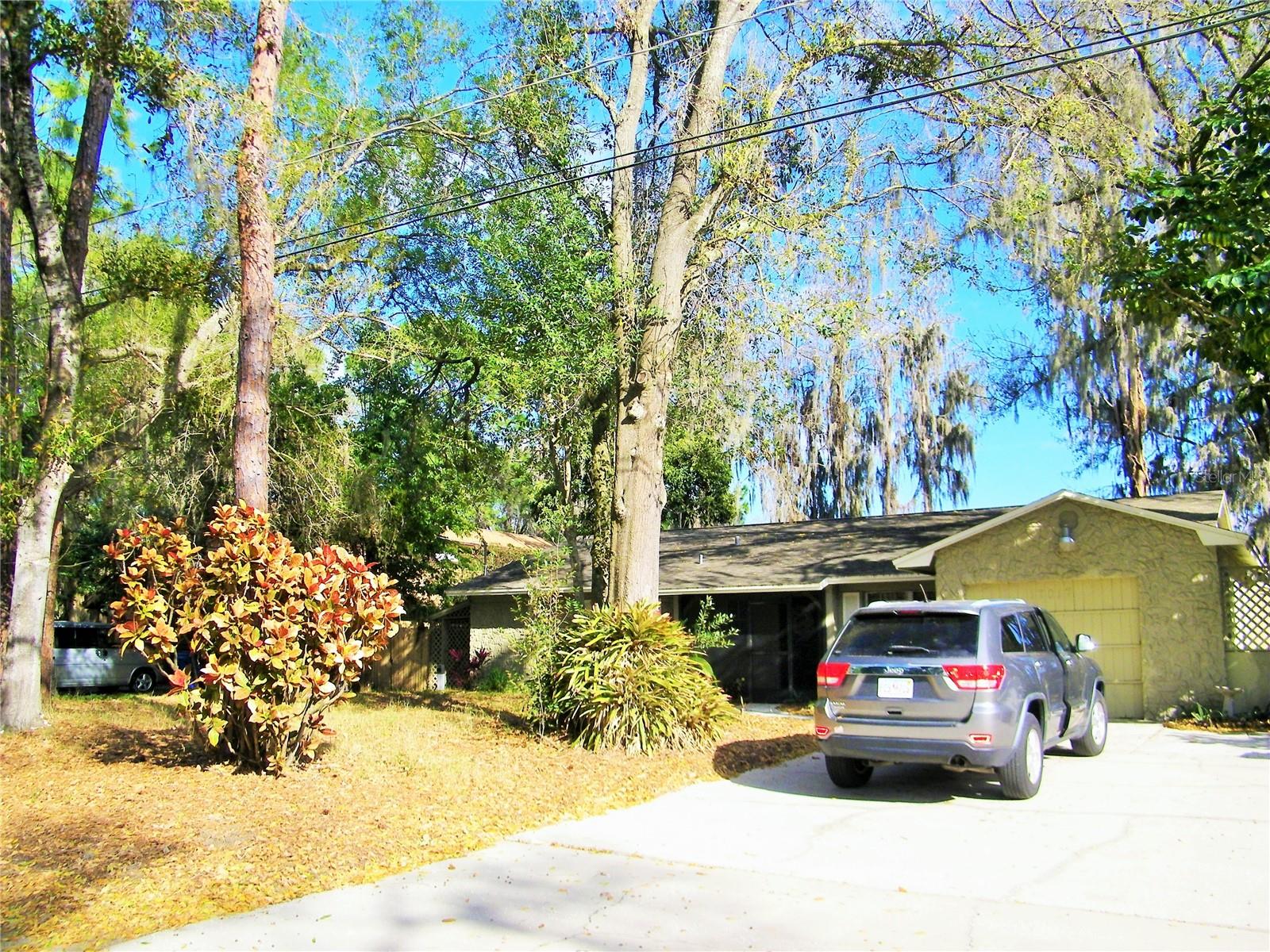 17017 Paula Lane Property Photo 2
