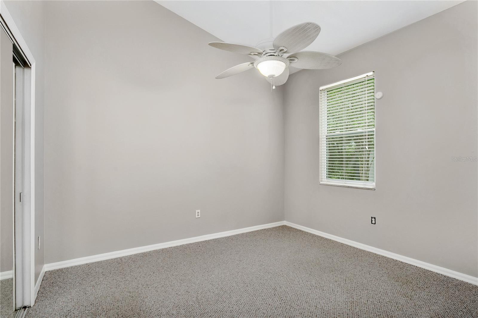 11933 Derbyshire Dr Property Photo 20