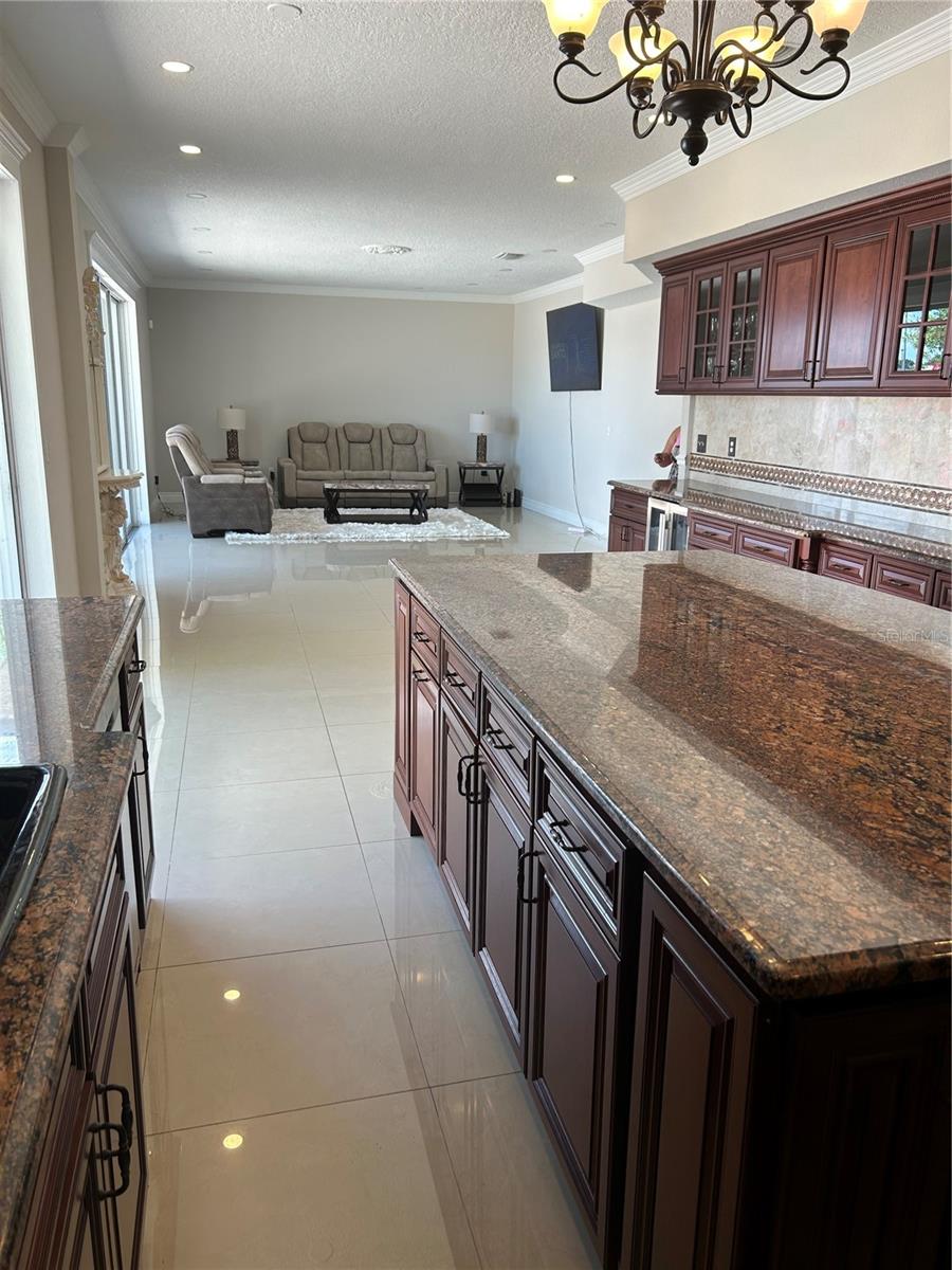 11120 Kempton Vista Drive Property Photo 9