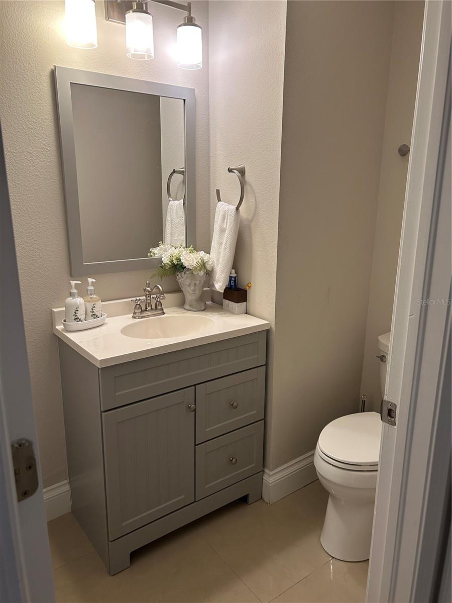 11120 Kempton Vista Drive Property Photo 13