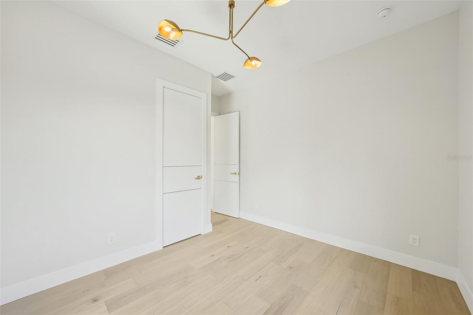 1630 Douglas Ave Property Photo 61