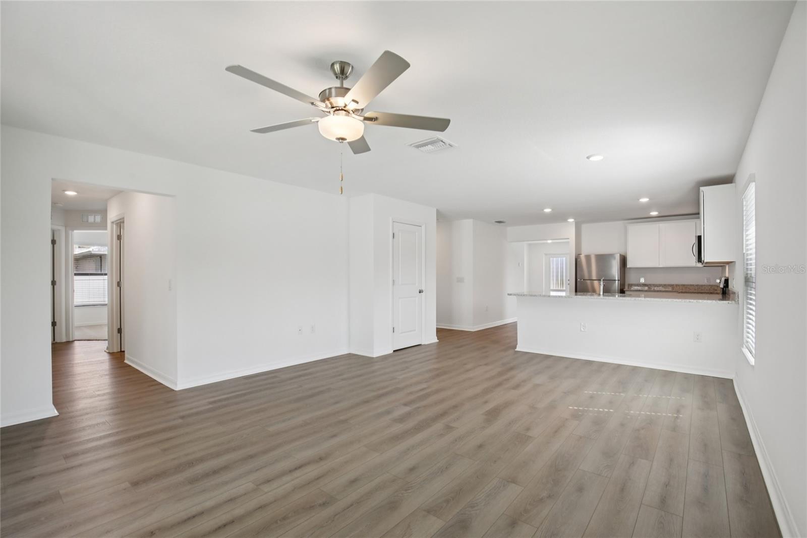 5413 Dayton Ln Property Photo 8