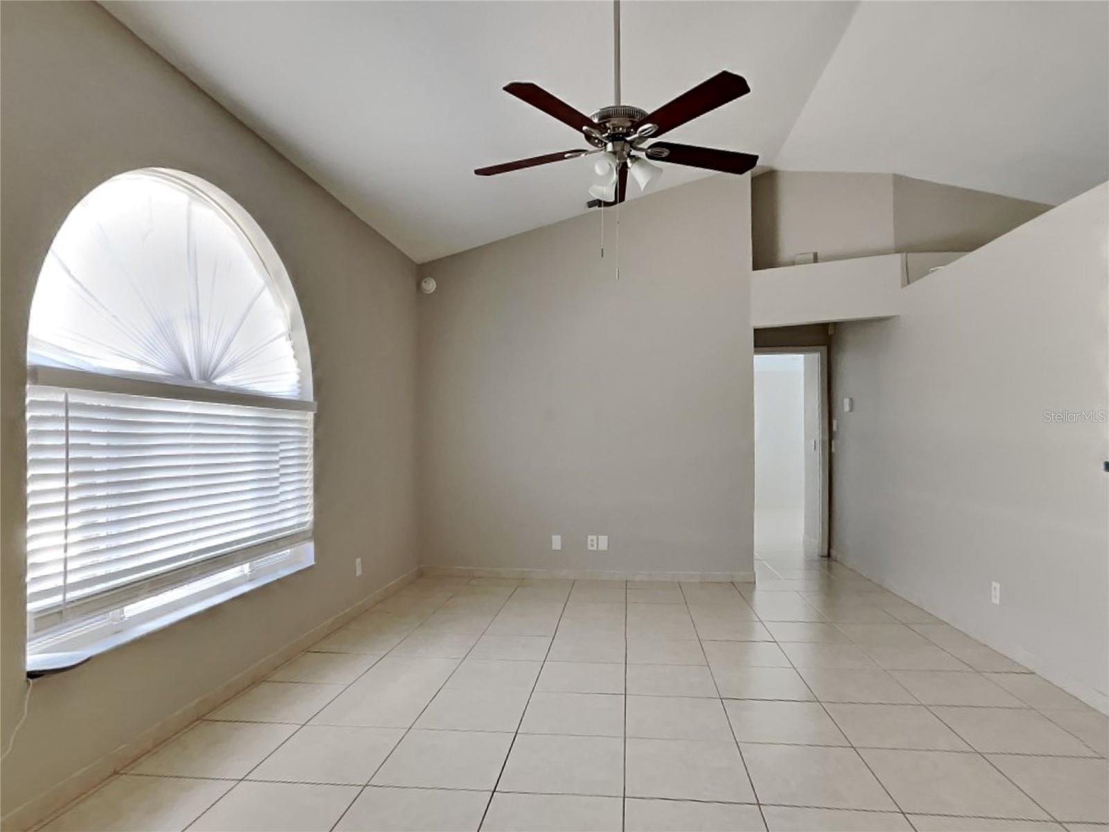 25410 Rancagua Drive Property Photo 2