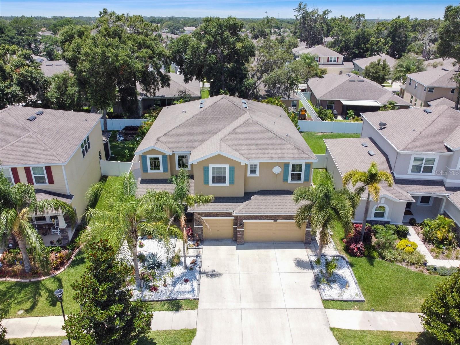 10413 Hampton Meadow Way Property Photo 3