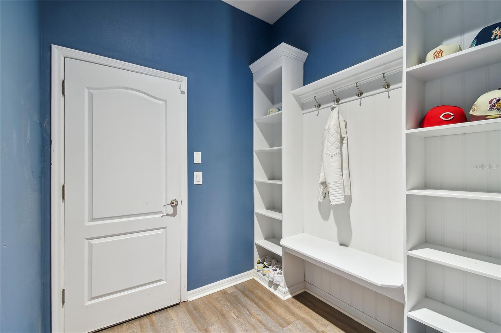 10413 Hampton Meadow Way Property Photo 30