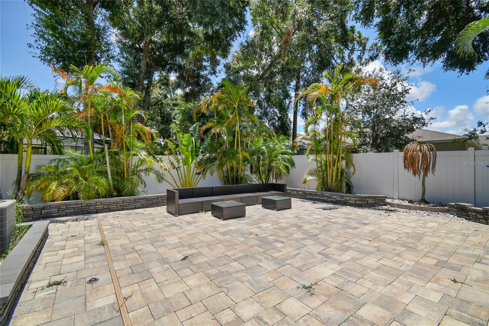 10413 Hampton Meadow Way Property Photo 52