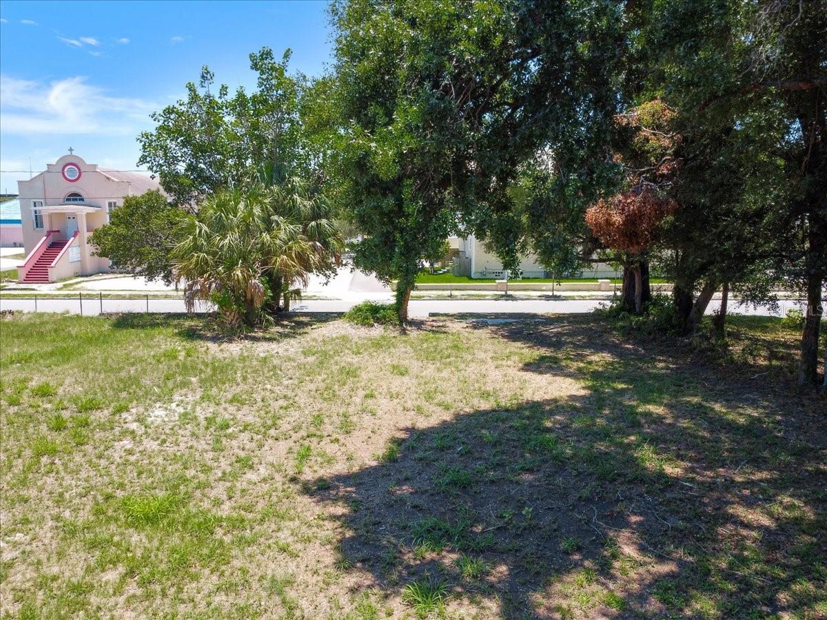940 E 11th Ave Property Photo 16