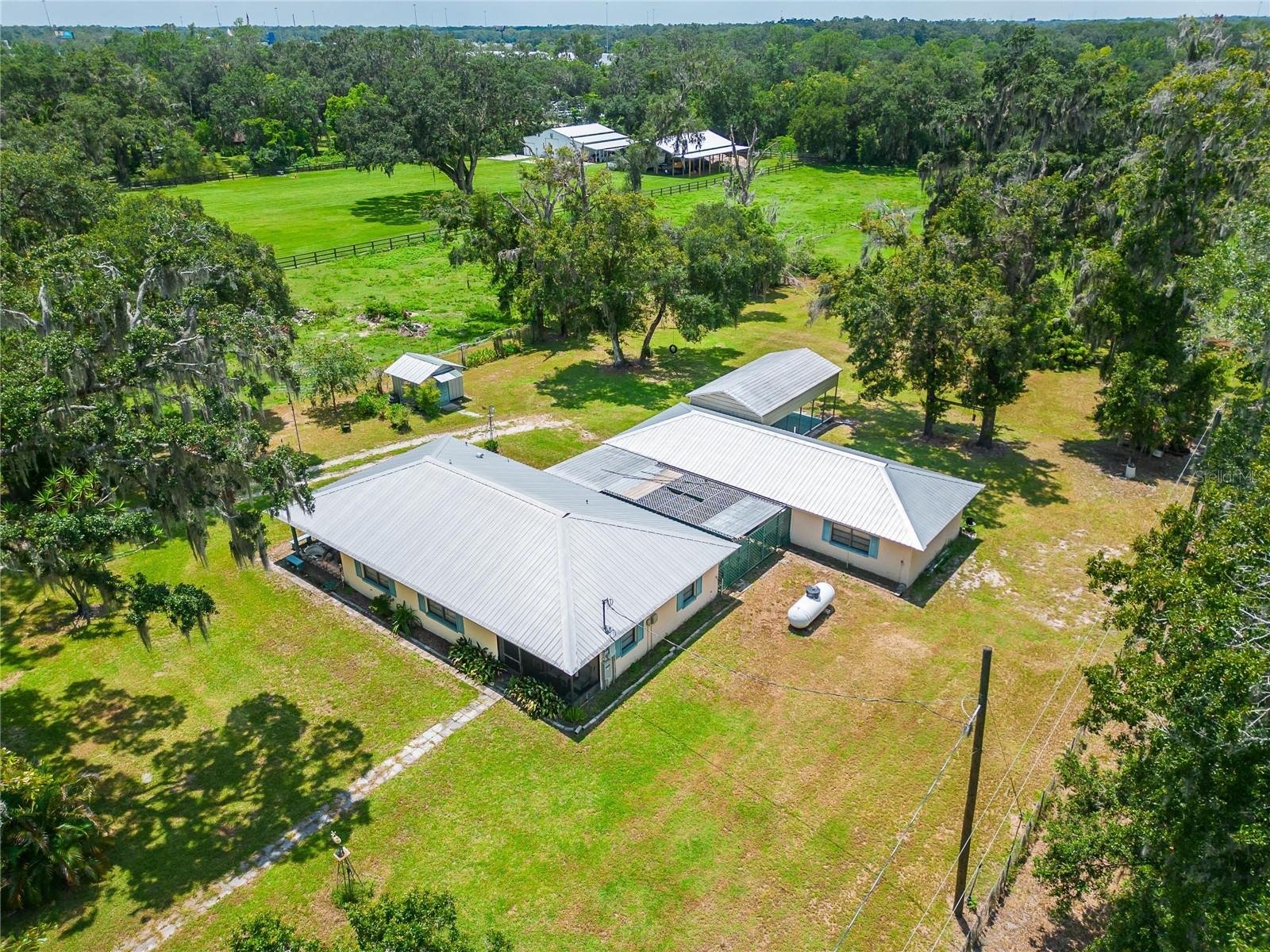3003 N Wilder Rd Property Photo 10