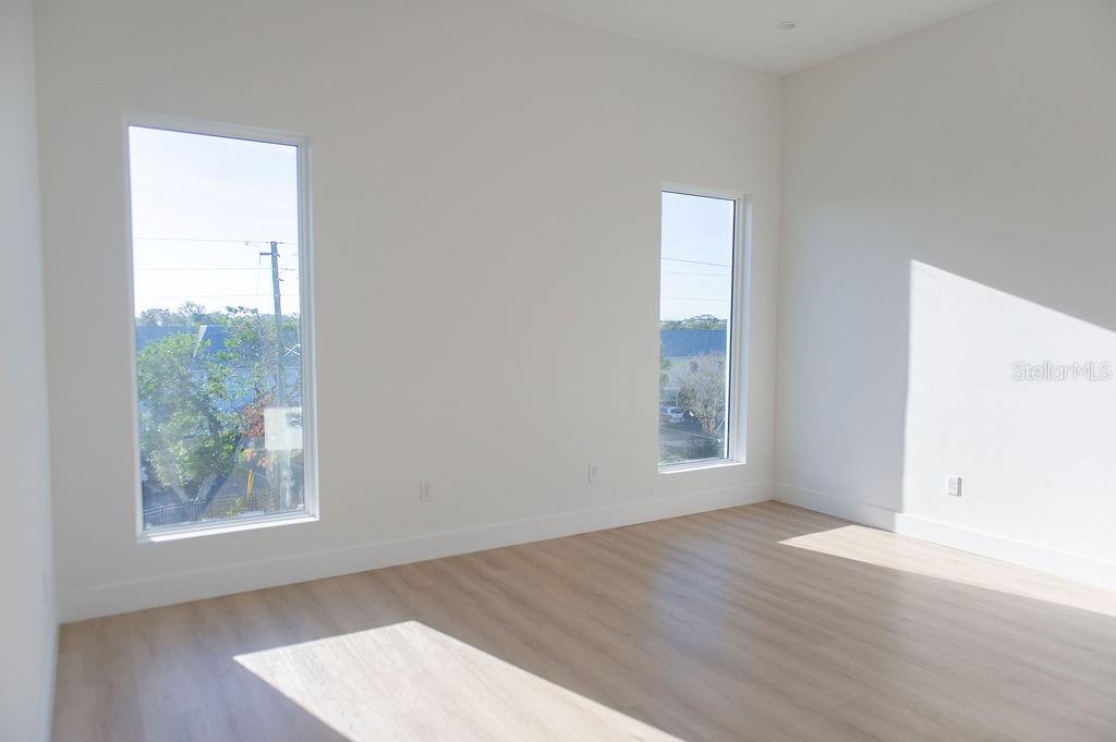 3850 Pompano Dr Se #1 Property Photo 9