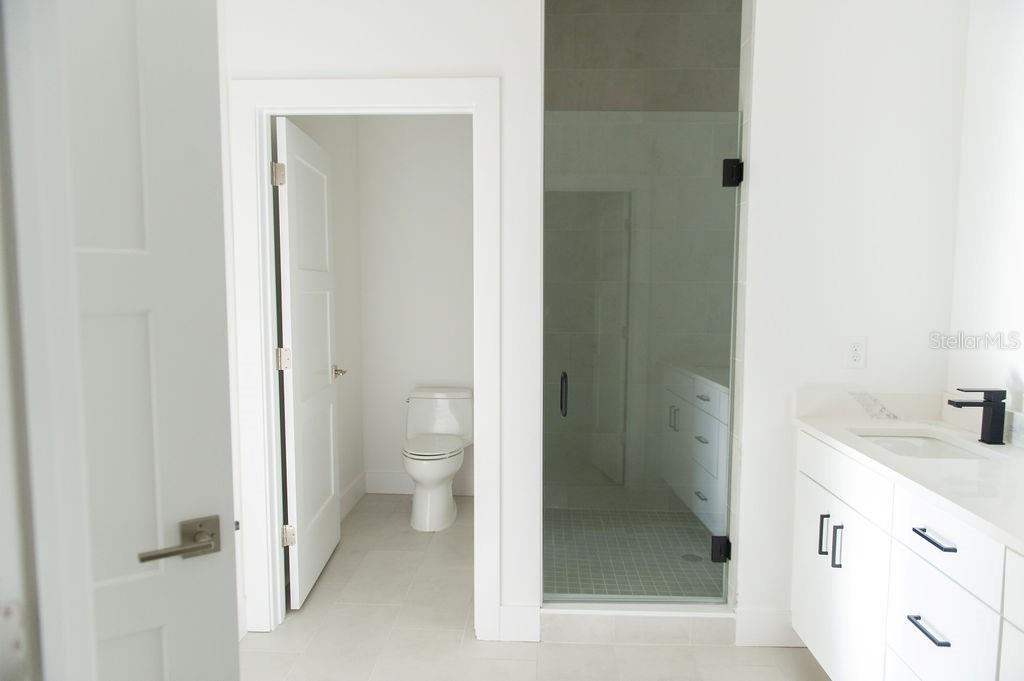 3850 Pompano Dr Se #1 Property Photo 10
