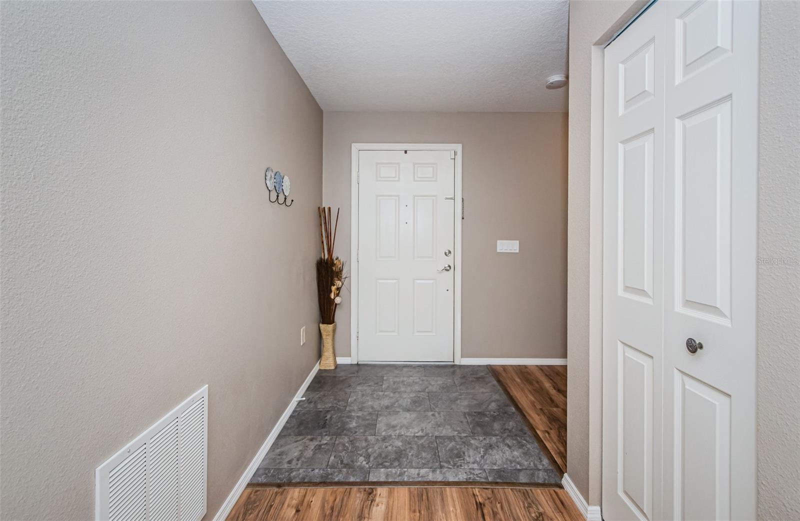 11154 Running Pine Drive Property Photo 3