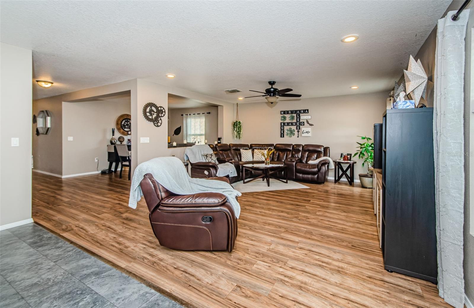 11154 Running Pine Drive Property Photo 6