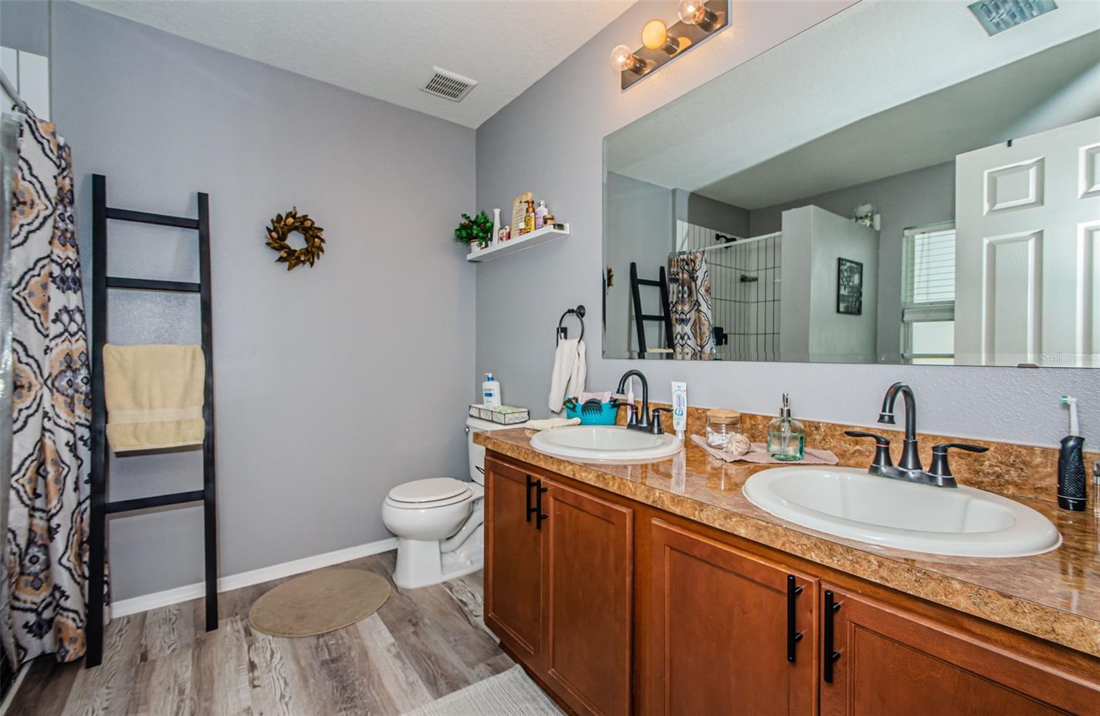 11154 Running Pine Drive Property Photo 17