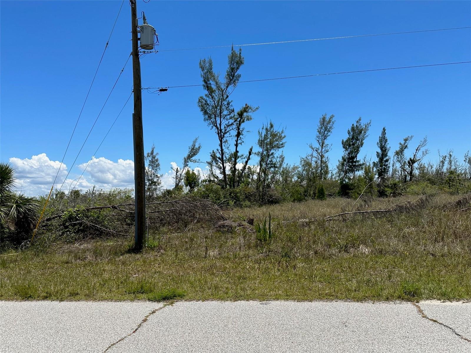 16285 Rennie Rd Property Photo 7