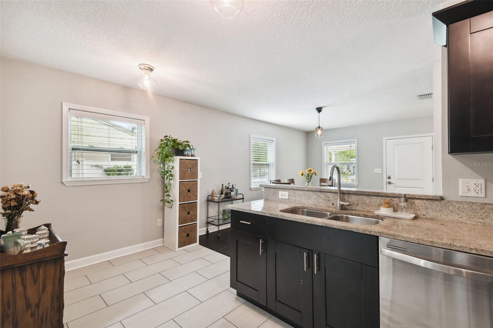 4714 W Bay View Avenue Property Photo 17