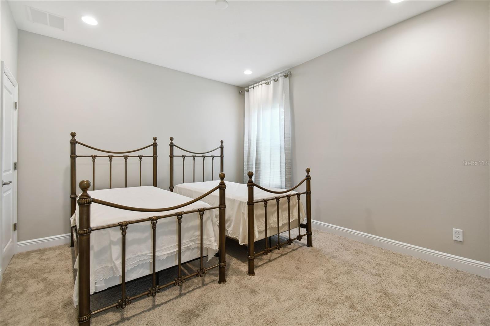 3767 Dragonfly Trl Property Photo 10