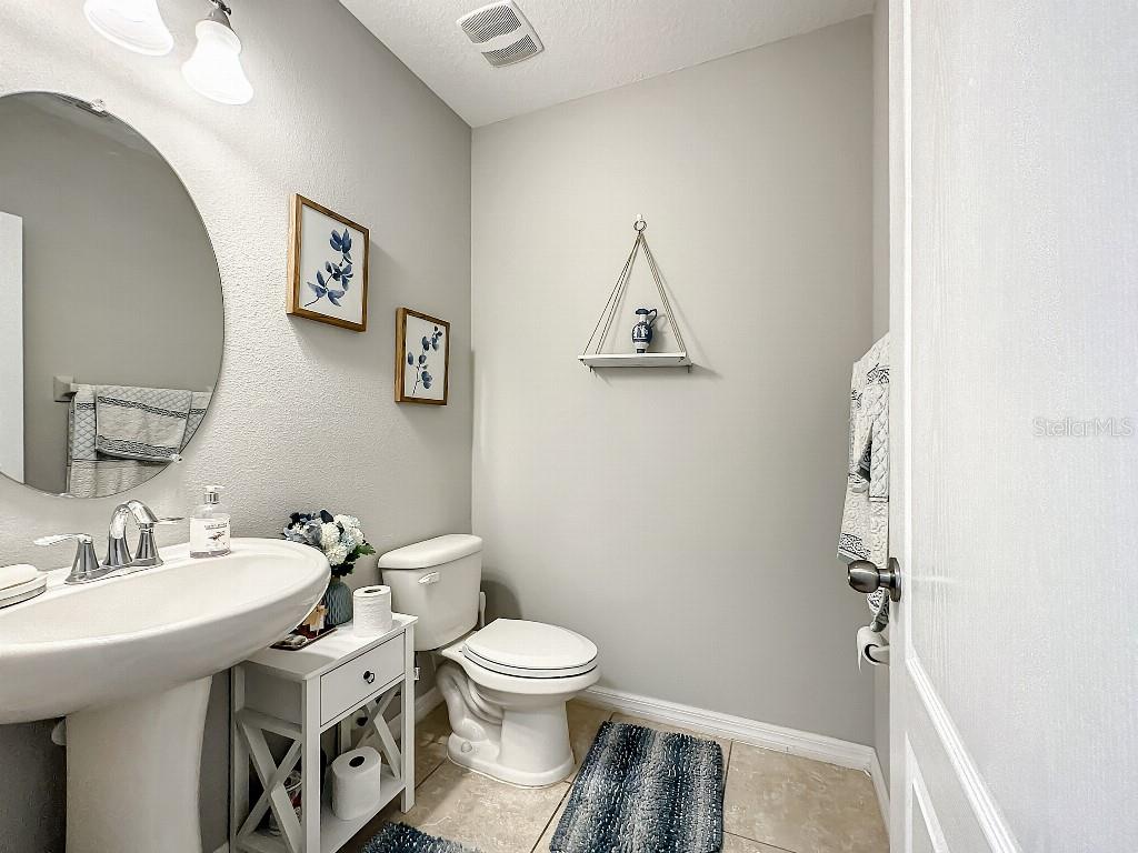 1112 Ballard Green Place Property Photo 7