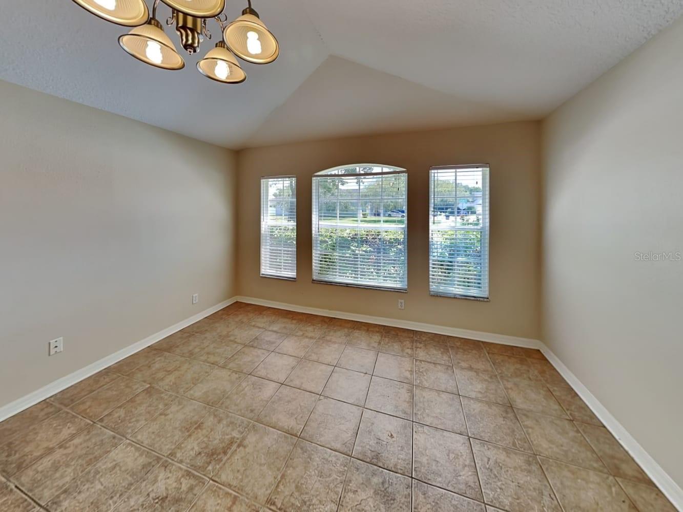 6923 34th Avenue E Property Photo 2