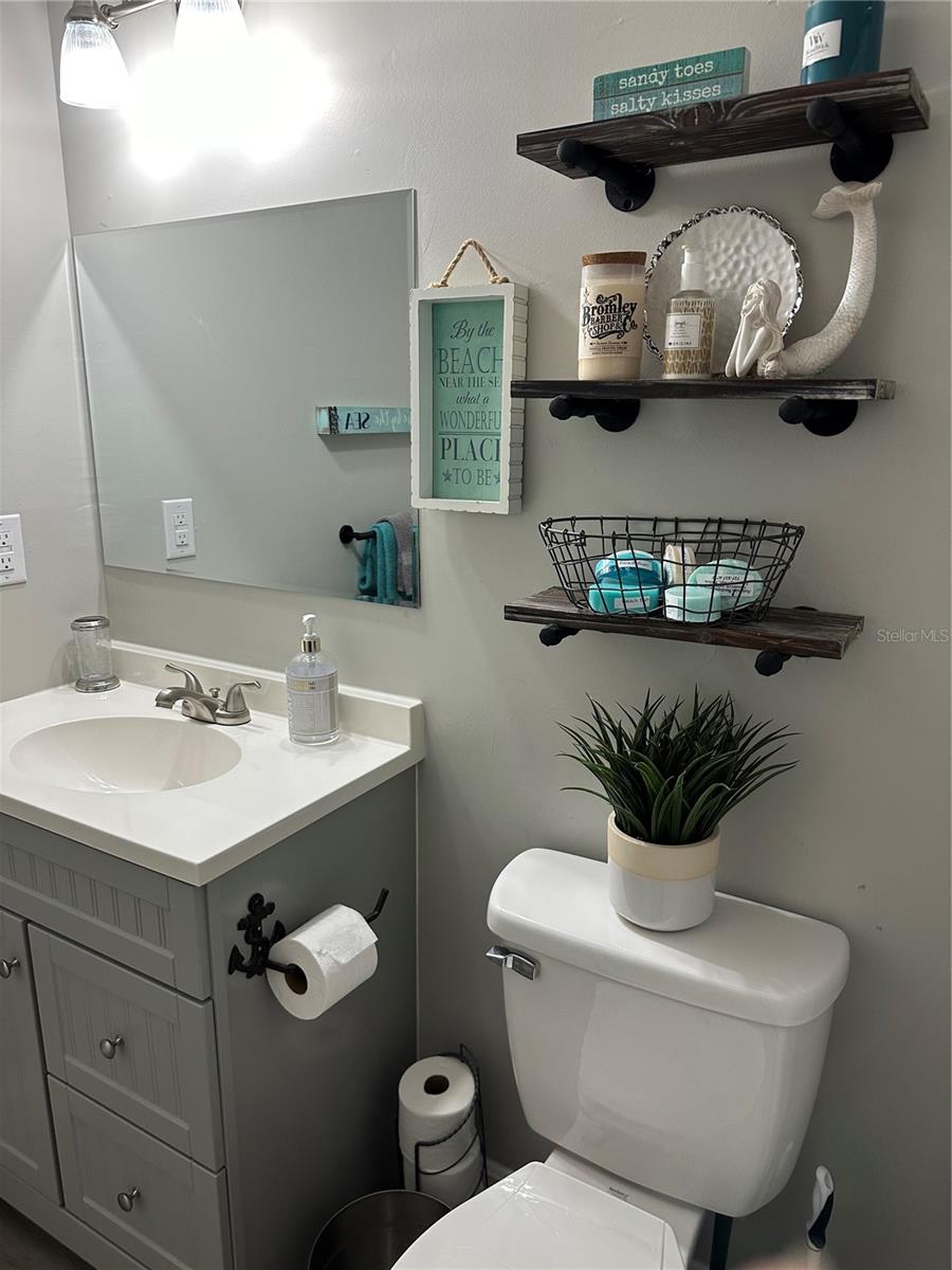 1017 Grantwood Avenue Property Photo 13