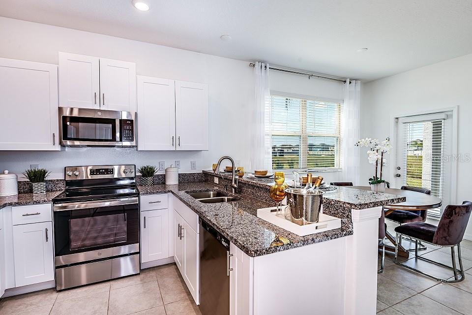 10368 Honey Hammock Way Property Photo 3