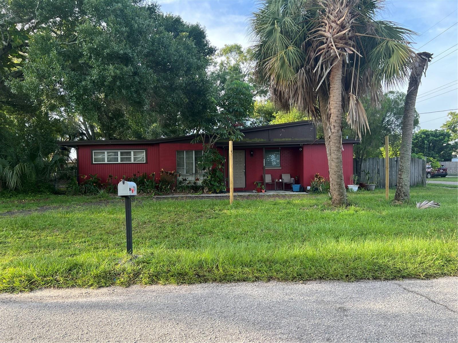 2724 W DEWEY STREET