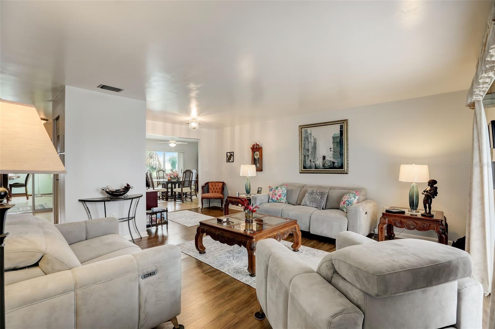 603 Fox Hills Drive Property Photo 8