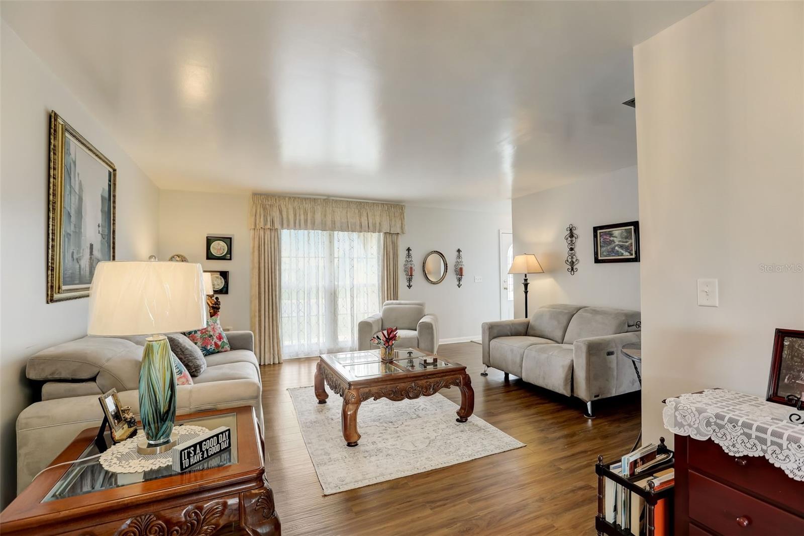 603 Fox Hills Drive Property Photo 11
