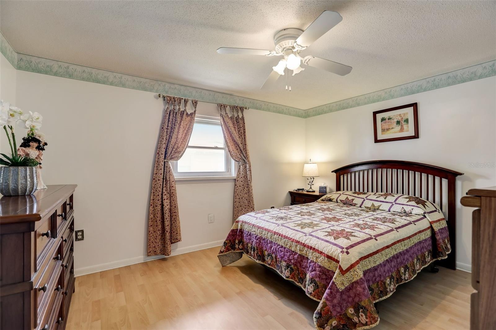 603 Fox Hills Drive Property Photo 25