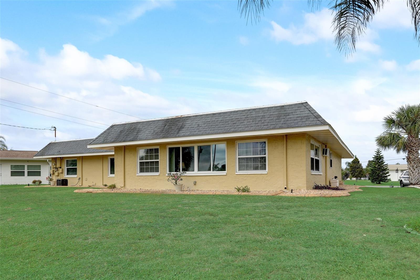 603 Fox Hills Drive Property Photo 32