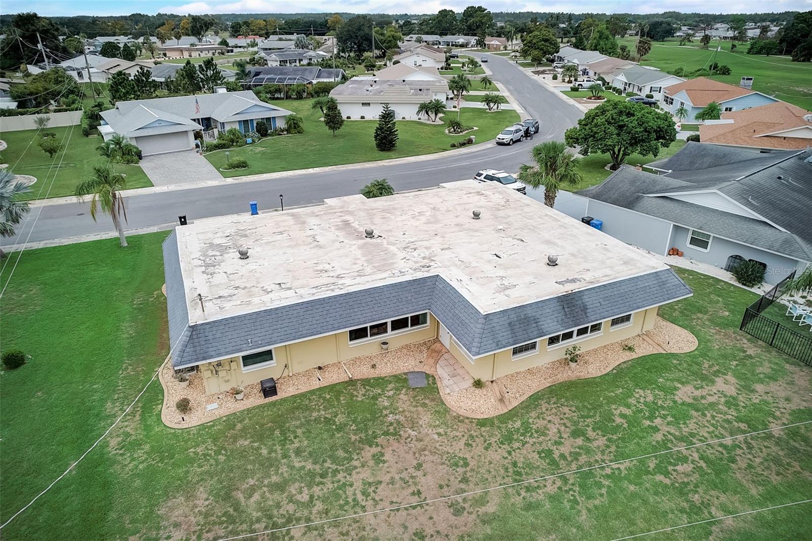 603 Fox Hills Drive Property Photo 44